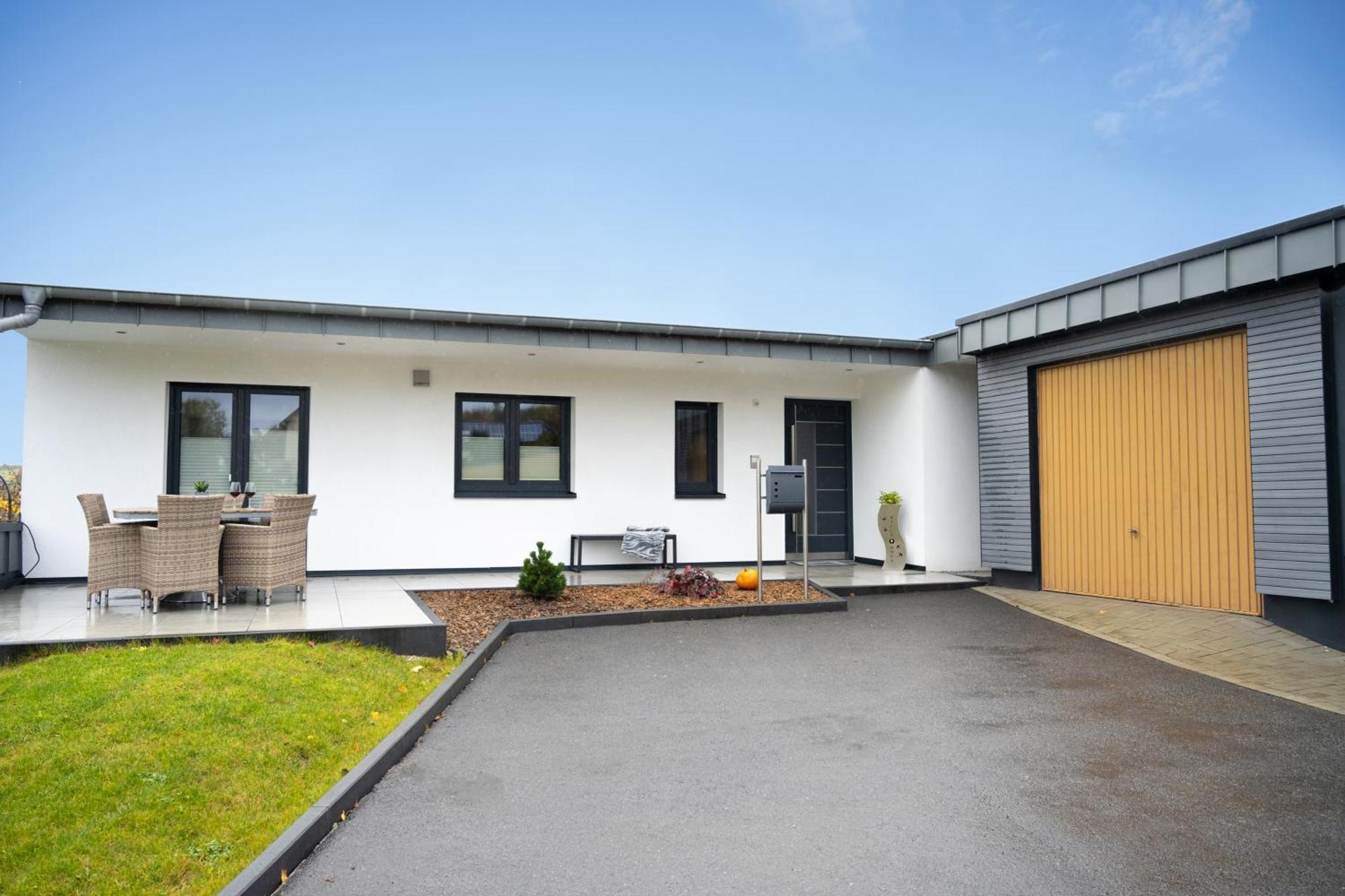Ferienwohnung "Iewer Der Schaff" Burbach  Esterno foto
